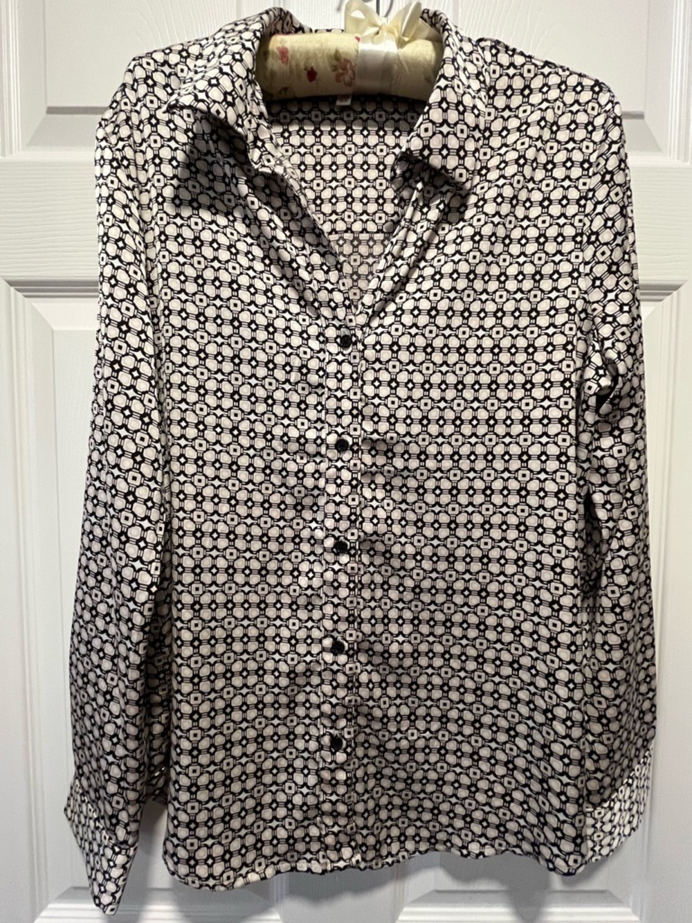 Women’s Maison d’Amelie Blouse Size Medium